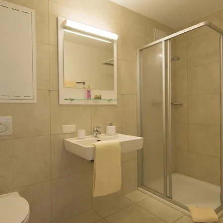Sonnenwende By Alpentravel Aparthotel Bad Gastein Room photo