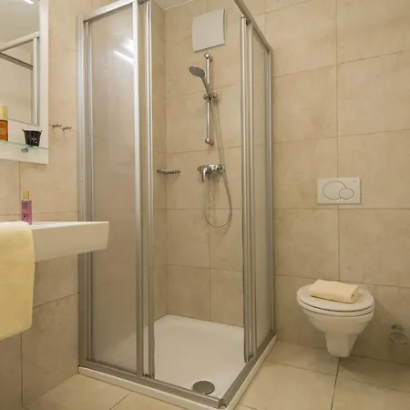 Sonnenwende By Alpentravel Aparthotel Bad Gastein Room photo